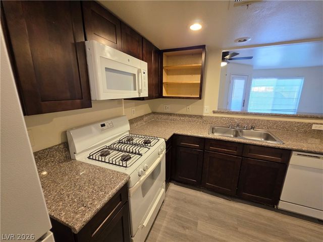 1830 North Pecos Road 126, Las Vegas, NV 89115