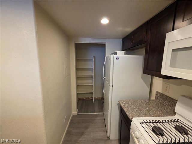 1830 North Pecos Road 126, Las Vegas, NV 89115