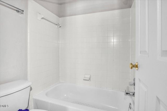 1201 Westview Lane 305, Raleigh, NC 27605