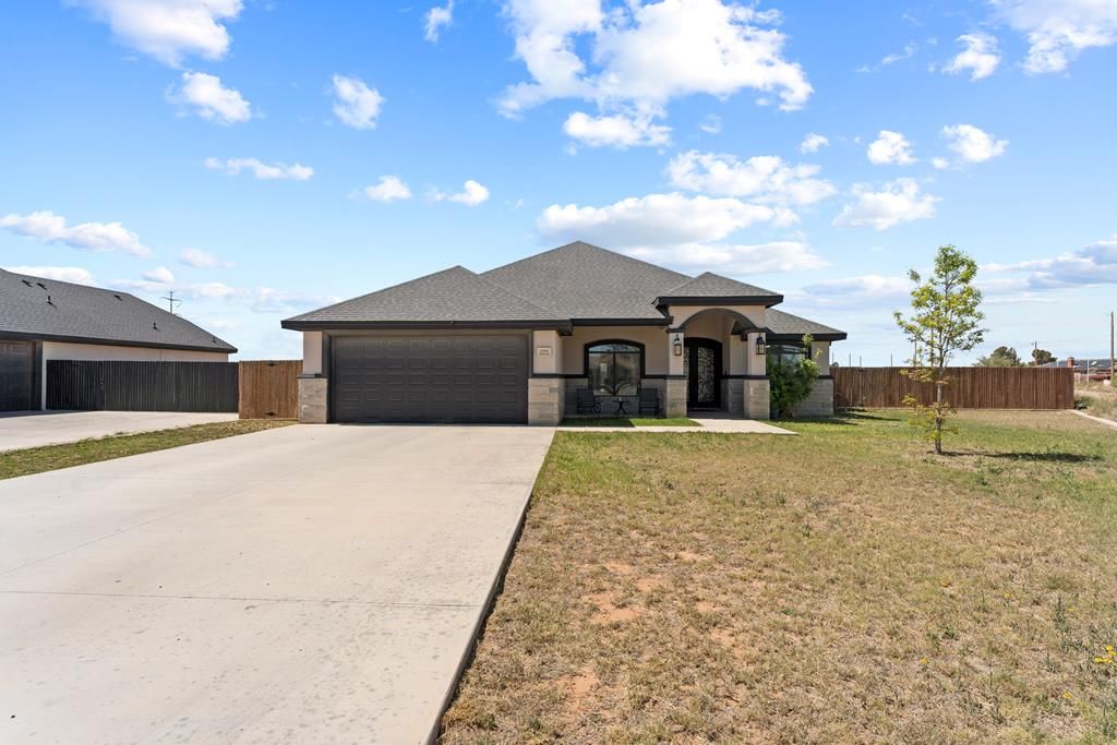 2345 N Marvin Ave, Odessa, TX 79763