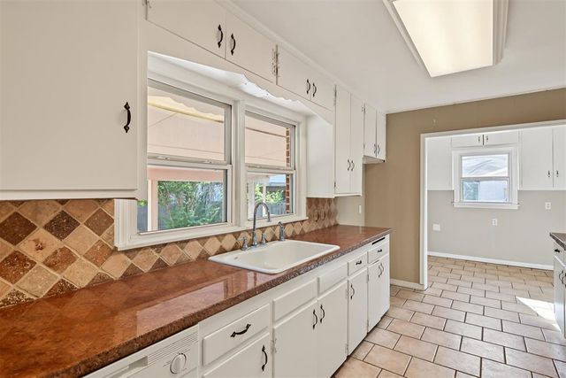 1728 NW 63rd Street, Nichols Hills, OK 73116