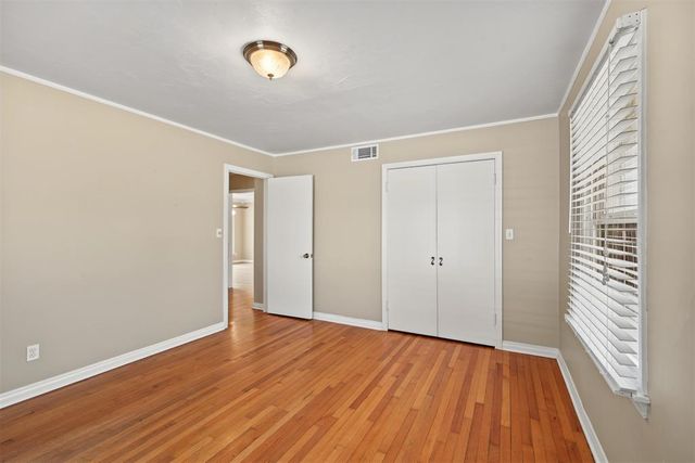 1728 NW 63rd Street, Nichols Hills, OK 73116