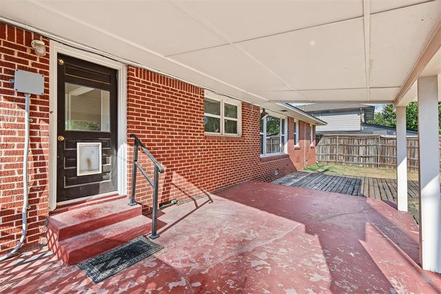 1728 NW 63rd Street, Nichols Hills, OK 73116