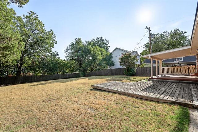 1728 NW 63rd Street, Nichols Hills, OK 73116