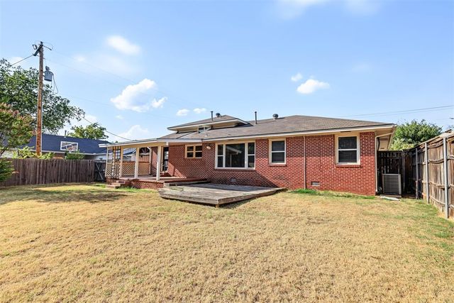 1728 NW 63rd Street, Nichols Hills, OK 73116