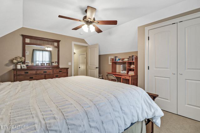 370 Randolph Rd, Crossville, TN 38555