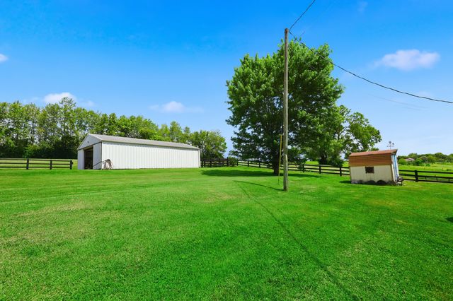1566 Old Danville Road, Lancaster, KY 40444