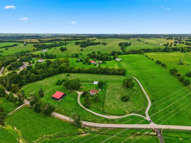 1566 Old Danville Road, Lancaster, KY 40444