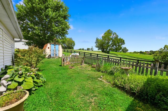 1566 Old Danville Road, Lancaster, KY 40444