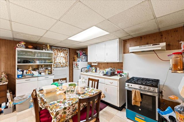 716 Hemlock Street, New York City, NY 11208