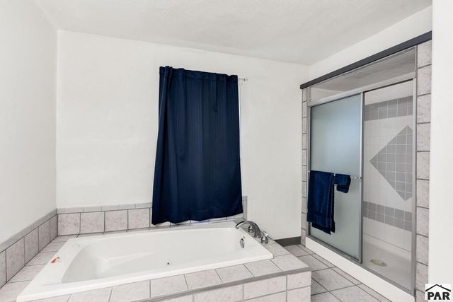 2704 E 9th St, Pueblo, CO 81001
