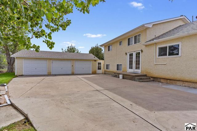 2704 E 9th St, Pueblo, CO 81001