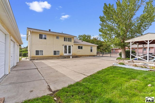 2704 E 9th St, Pueblo, CO 81001