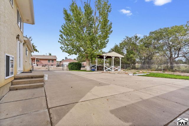 2704 E 9th St, Pueblo, CO 81001