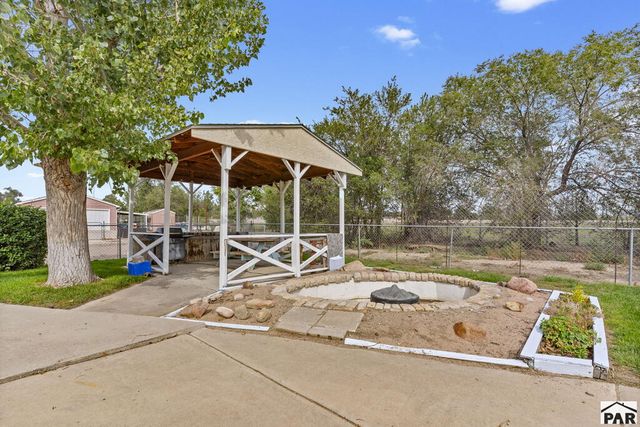 2704 E 9th St, Pueblo, CO 81001