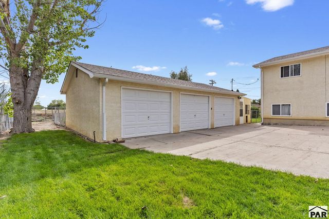 2704 E 9th St, Pueblo, CO 81001