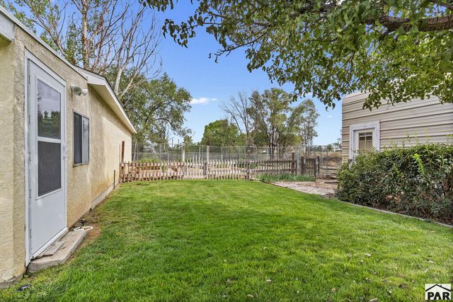 2704 E 9th St, Pueblo, CO 81001