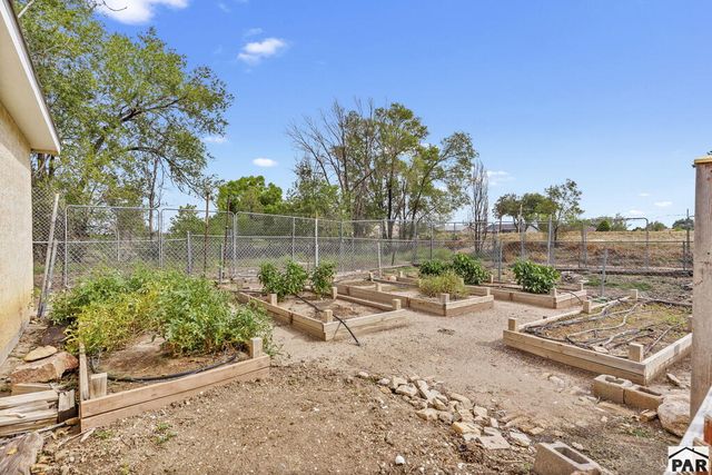 2704 E 9th St, Pueblo, CO 81001