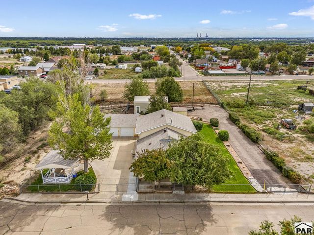 2704 E 9th St, Pueblo, CO 81001