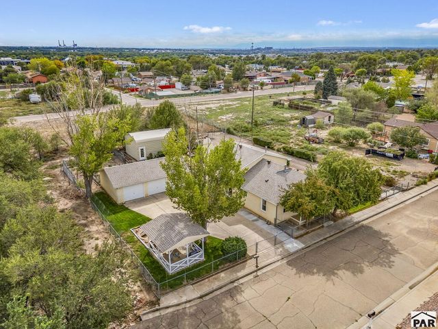 2704 E 9th St, Pueblo, CO 81001