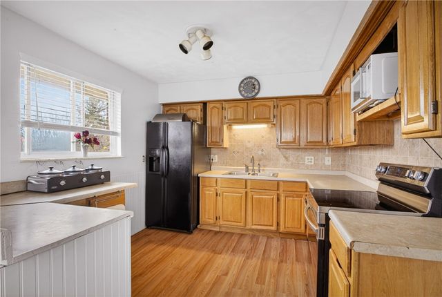 1006 Grant Ave, Monessen, PA 15062