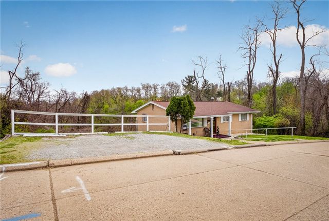 1006 Grant Ave, Monessen, PA 15062