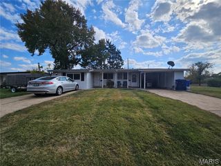720 Southwell Lane, Florissant, MO 63031