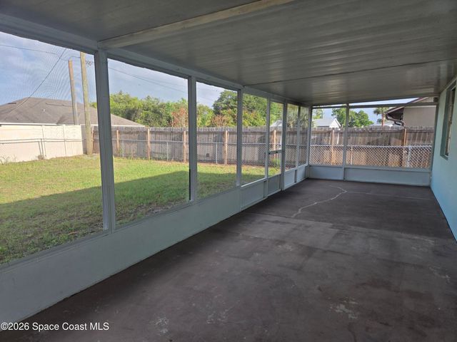 458 Coral Avenue SE, Palm Bay, FL 32909