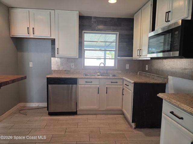 458 Coral Avenue SE, Palm Bay, FL 32909