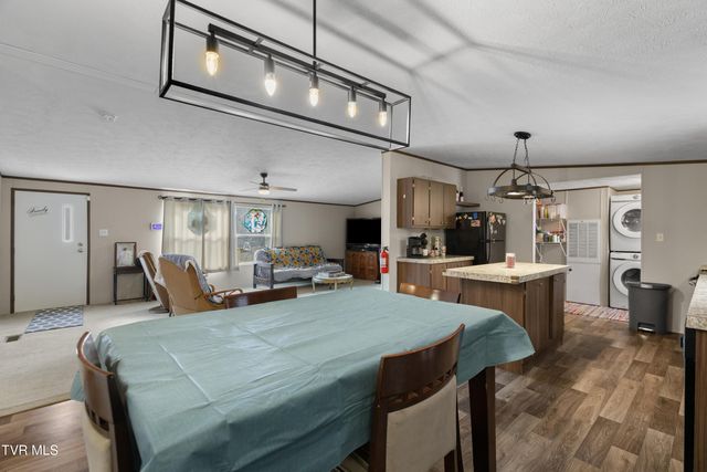 1473 State Highway 33, Tazewell, TN 37879