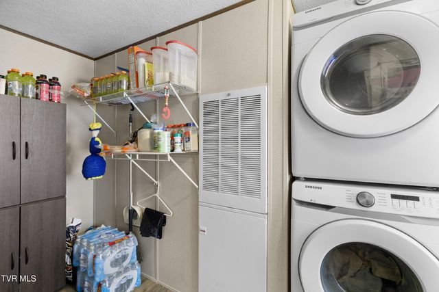 1473 State Highway 33, Tazewell, TN 37879