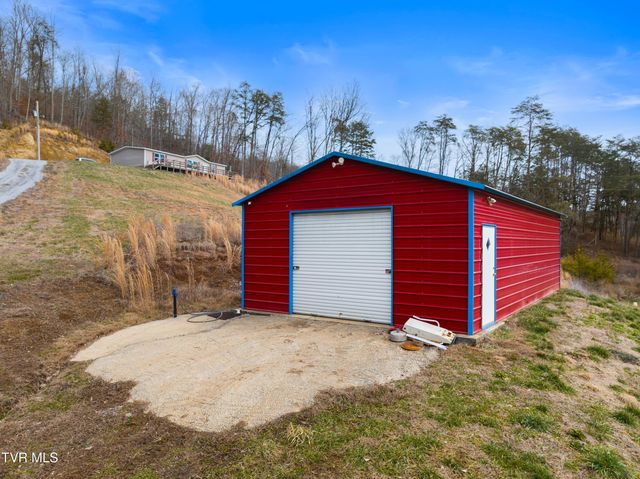 1473 State Highway 33, Tazewell, TN 37879