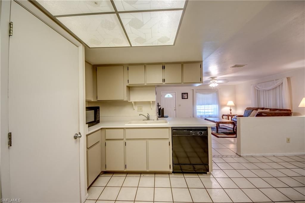 Image 12 of property listing at 3421/3423 Skyline BLVD, Cape Coral, FL 33914