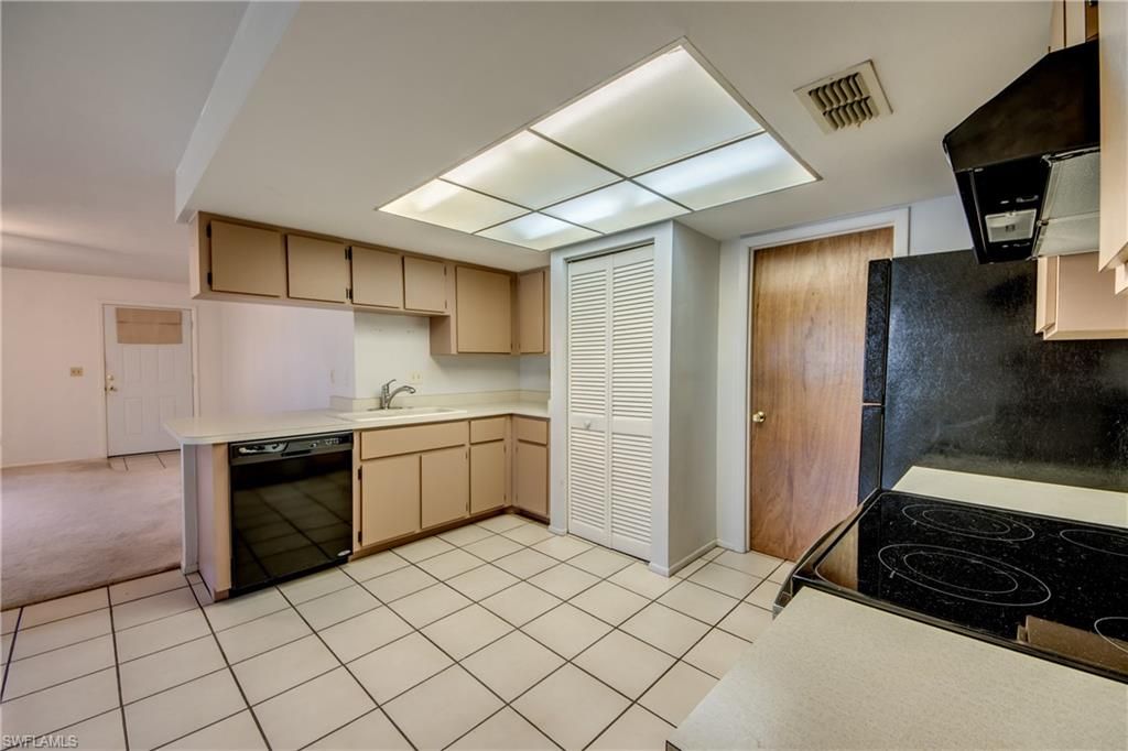 Image 39 of property listing at 3421/3423 Skyline BLVD, Cape Coral, FL 33914