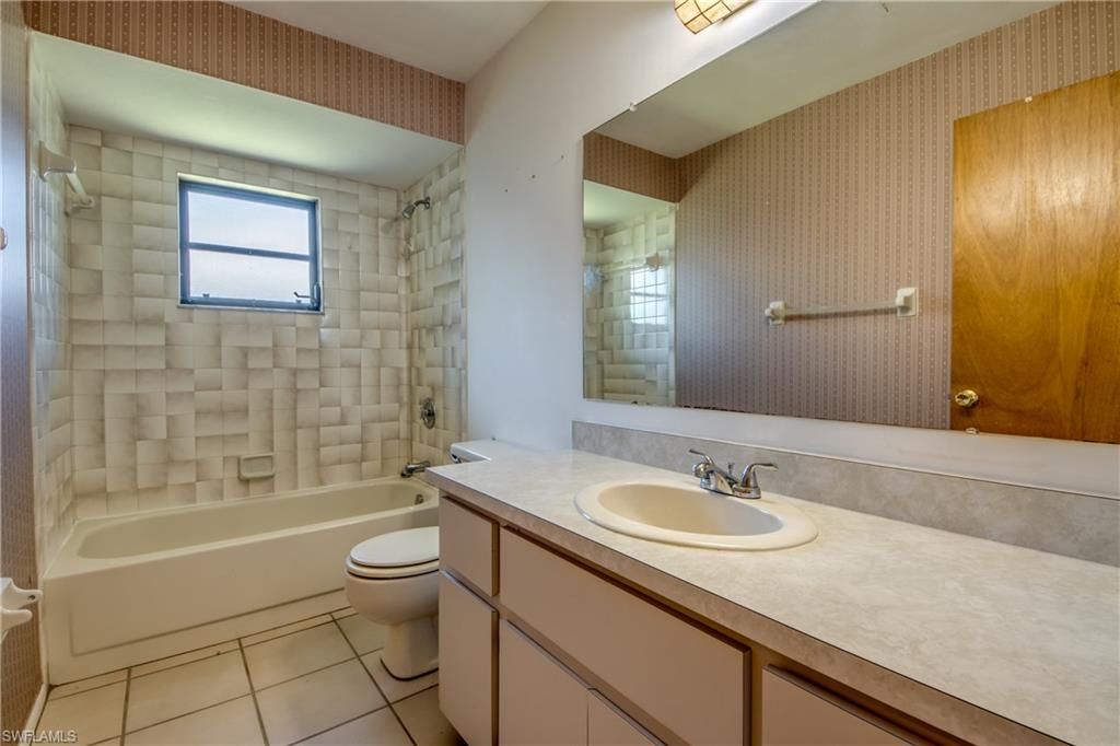 Image 45 of property listing at 3421/3423 Skyline BLVD, Cape Coral, FL 33914