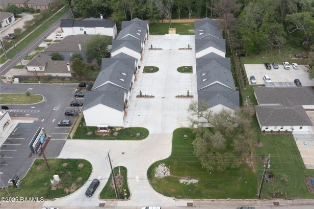 1510 Kaliste Saloom 206, Lafayette, LA 70508