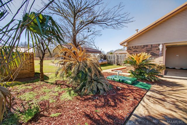 822 County Road 1 . S, Selma, AL 36703