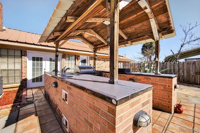 822 County Road 1 . S, Selma, AL 36703