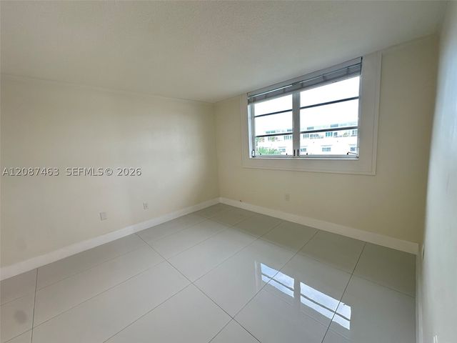 921 Jefferson Ave 4E, Miami Beach, FL 33139