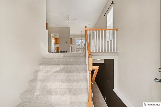 1014 Gold Coast Road, Papillion, NE 68046