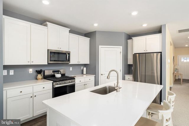 121 CONGRESSIONAL COURT, Moorestown, NJ 08057