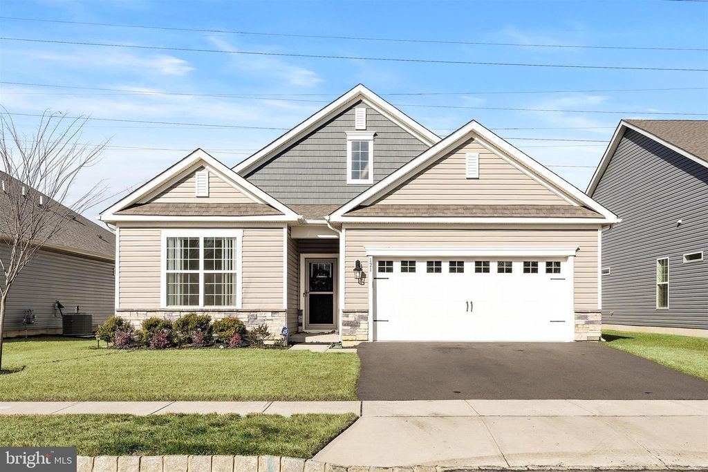 121 CONGRESSIONAL COURT, Moorestown, NJ 08057