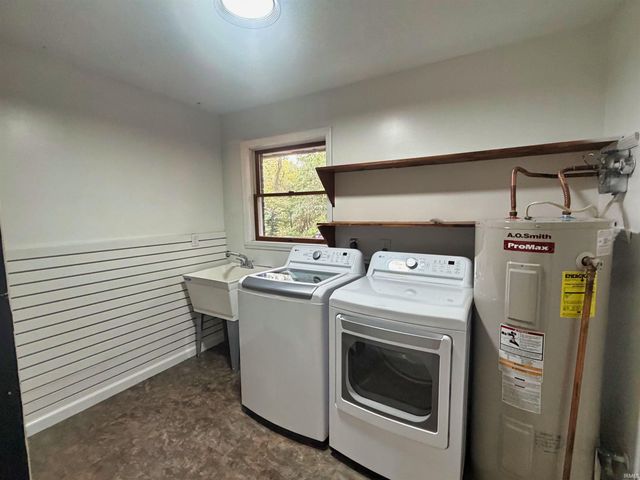 929 N Plymouth Court, Bloomington, IN 47408