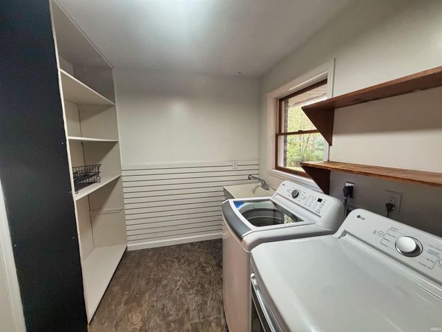 929 N Plymouth Court, Bloomington, IN 47408