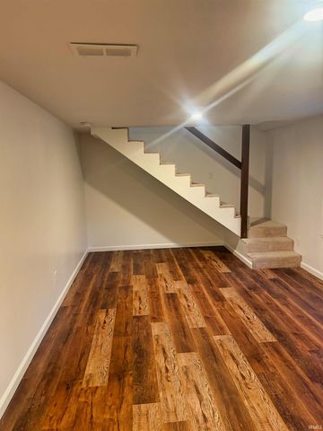 929 N Plymouth Court, Bloomington, IN 47408