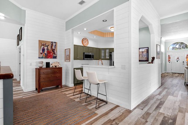 507 Lakeway Dr, St Augustine, FL 32080