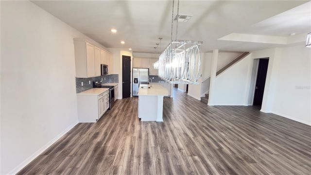 7360 POOL COMPASS LOOP, Wesley Chapel, FL 33545