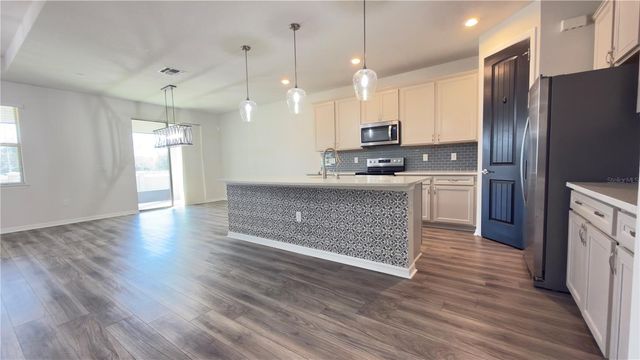 7360 POOL COMPASS LOOP, Wesley Chapel, FL 33545