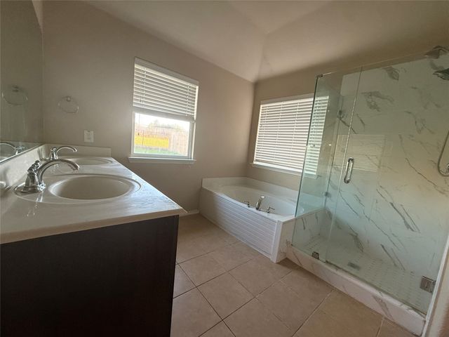 2105 Thistle Lane, Forney, TX 75126