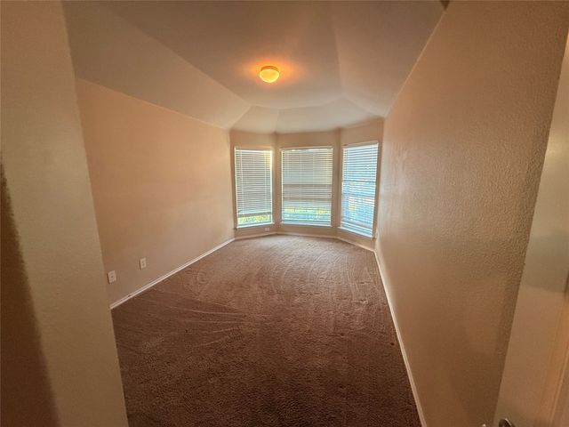 2105 Thistle Lane, Forney, TX 75126